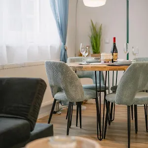 Modernes 2-zimmer Themen-apartment Im Zentrum Bayreuth